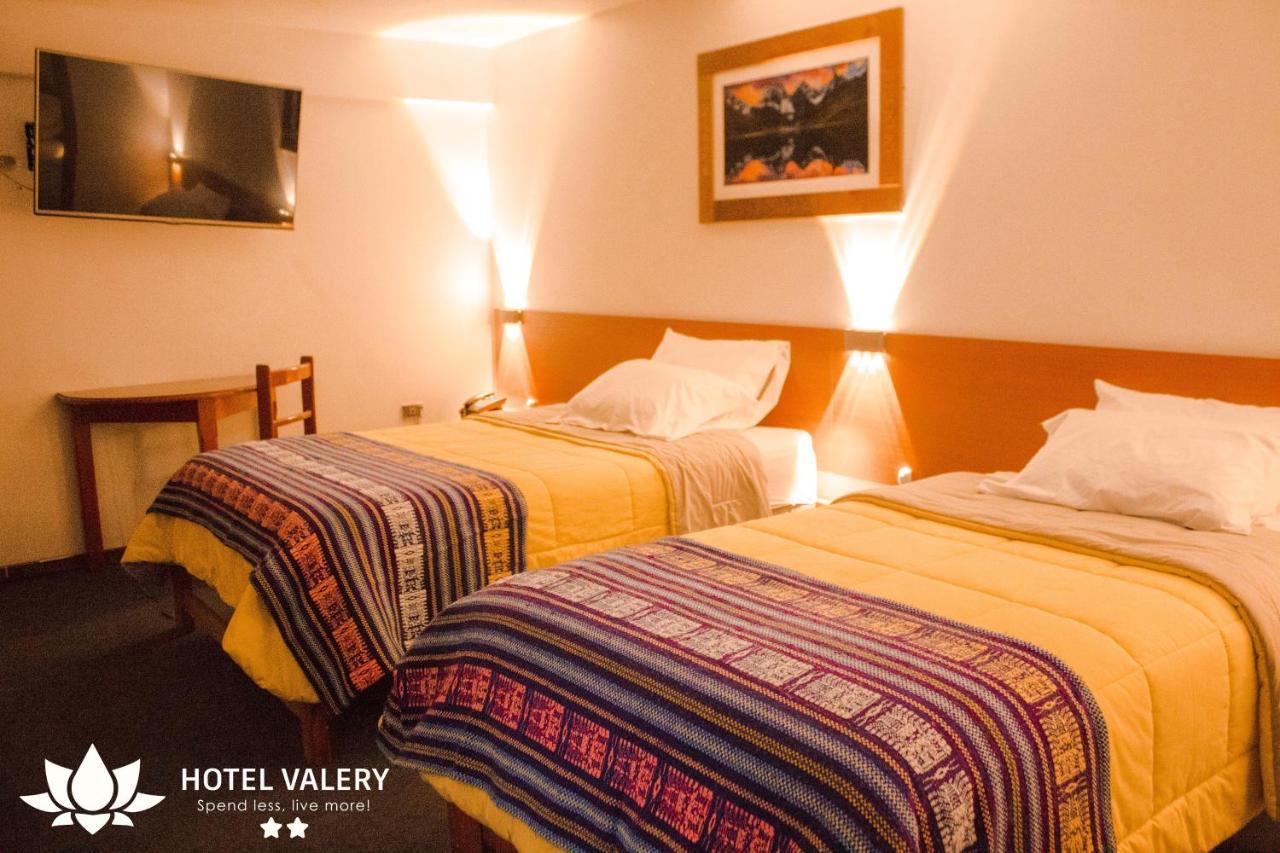 Hotel Valery 2 Estrellas Уарас Номер фото