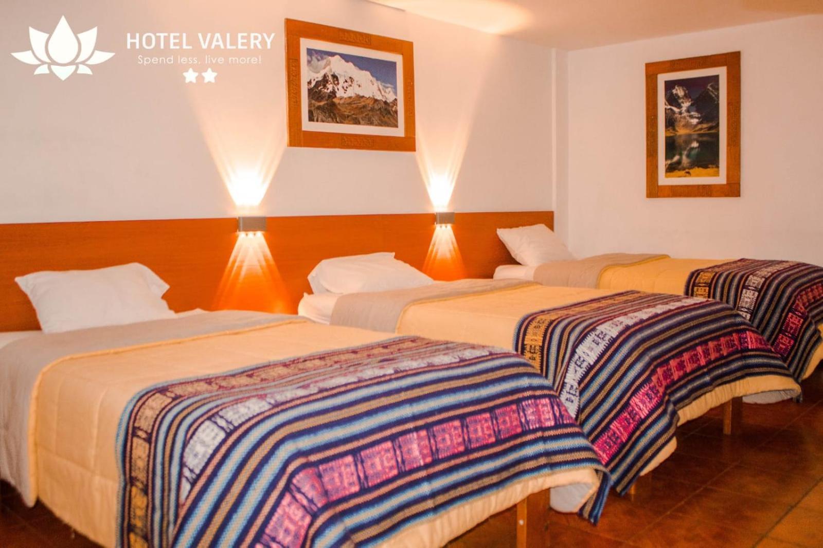 Hotel Valery 2 Estrellas Уарас Экстерьер фото